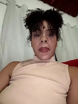 Snapshot of Julia_Pretinha chatting on September 20, 2025, 12:48 am Julia Pretinha online show from September 20, 2025, 12:48 am