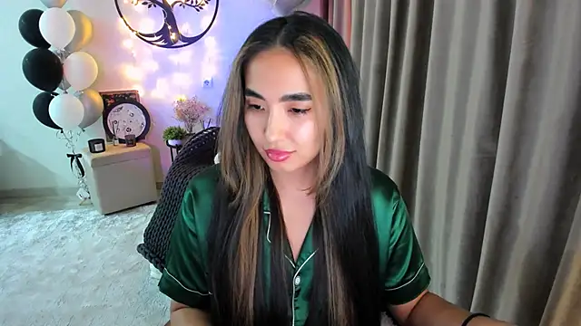 worldofkim online show from March 28, 2026, 6:09 pm