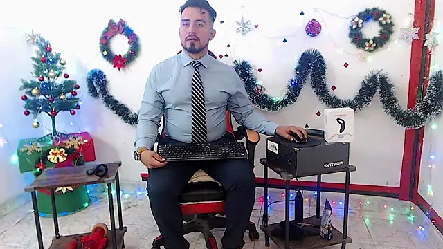 Snapshot of KalethBigDick chatting on November 26, 2025, 1:00 pm KalethBigDick online show from November 26, 2025, 1:00 pm