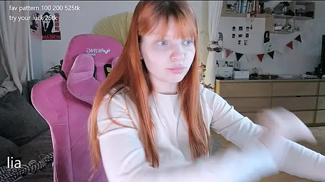 Snapshot of lil_lia chatting on January 17, 2026, 9:40 pm lil lia online show from January 17, 2026, 9:40 pm