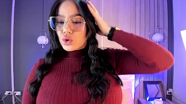 Miah gomez  online show from March 19, 2026, 6:08 pm