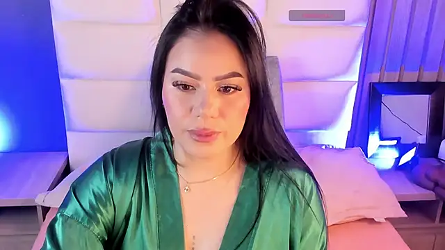 Miah gomez  online show from May 9, 2026, 12:30 pm