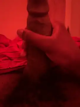 Snapshot of tatou18 chatting on February 23, 2026, 9:37 pm tatou18 online show from February 23, 2026, 9:37 pm