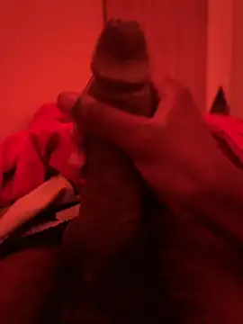 Snapshot of tatou18 chatting on February 22, 2026, 7:37 pm tatou18 online show from February 22, 2026, 7:37 pm