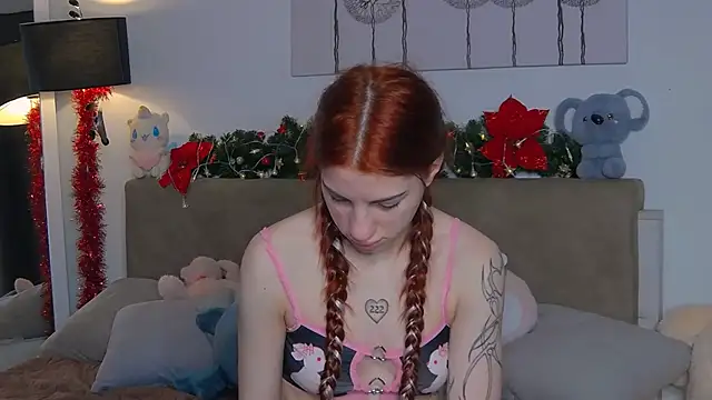 Snapshot of CassKiera chatting on December 17, 2025, 6:07 am CassKiera online show from December 17, 2025, 6:07 am