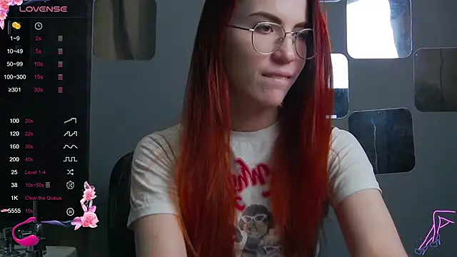 EmilyKents online show from March 11, 2025, 4:30 am