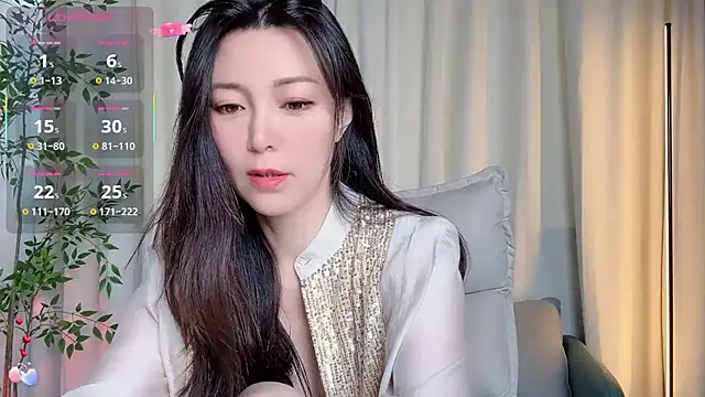 Snapshot of Ada-xixi chatting on October 3, 2025, 12:36 am Ada-xixi online show from October 3, 2025, 12:36 am