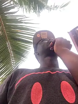 Snapshot of BigBrotherFreak chatting on April 7, 2026, 7:54 am BigBrotherFreak online show from April 7, 2026, 7:54 am