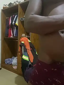 Snapshot of BigBrotherFreak chatting on April 9, 2026, 7:42 pm BigBrotherFreak online show from April 9, 2026, 7:42 pm