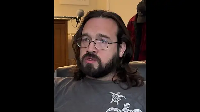 Seraph De La Luna online show from March 27, 2026, 4:41 pm