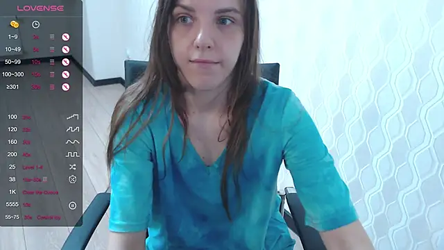 LisaHeart online show from March 19, 2025, 6:12 pm