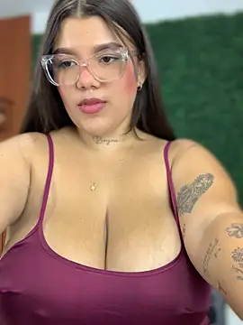 Michellesexxy online show from March 11, 2025, 3:14 am