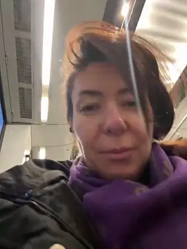 Snapshot of eveangelll chatting on February 17, 2026, 5:05 am eveangelll online show from February 17, 2026, 5:05 am