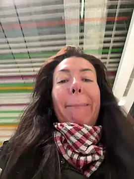 Snapshot of eveangelll chatting on January 13, 2026, 8:18 am eveangelll online show from January 13, 2026, 8:18 am