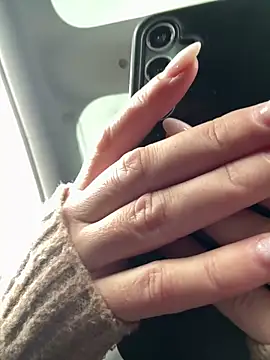 Snapshot of eveangelll chatting on February 1, 2026, 8:23 am eveangelll online show from February 1, 2026, 8:23 am