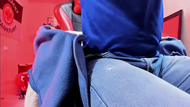 Snapshot of AlejoKhalifa_ chatting on February 6, 2026, 10:50 pm AlejoKhalifa online show from February 6, 2026, 10:50 pm