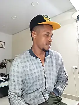 Snapshot of AlejoKhalifa_ chatting on March 9, 2025, 3:01 am AlejoKhalifa online show from March 9, 2025, 3:01 am