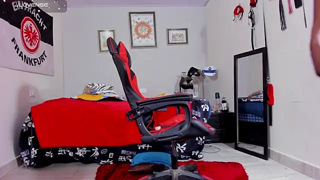 AlejoKhalifa  online show from December 5, 2025, 12:32 am