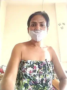 sunita6009 online show from May 17, 2026, 4:23 am