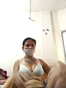 sunita6009 online show from May 23, 2026, 1:21 pm