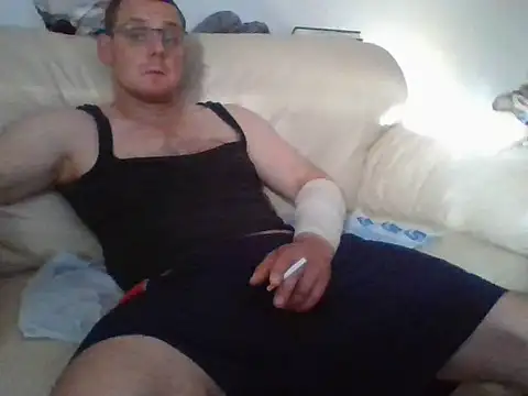 Snapshot of pauloooooborderrrr chatting on July 28, 2026, 4:53 am pauloooooborderrrr online show from July 28, 2026, 4:53 am
