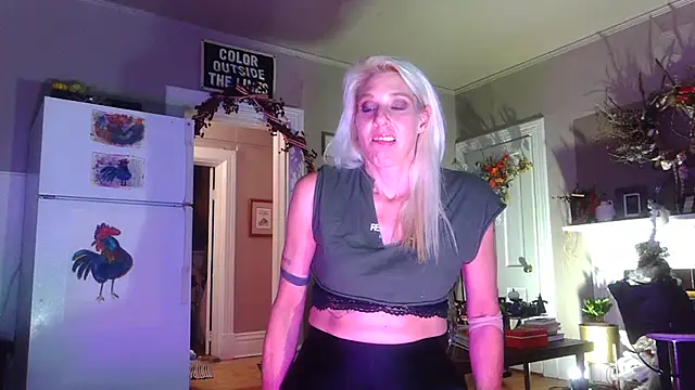 Glamazonx online show from November 21, 2025, 3:05 am