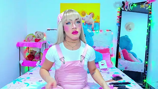 Snapshot of Candy_Candy__ chatting on October 20, 2025, 11:38 pm Candy Candy online show from October 20, 2025, 11:38 pm