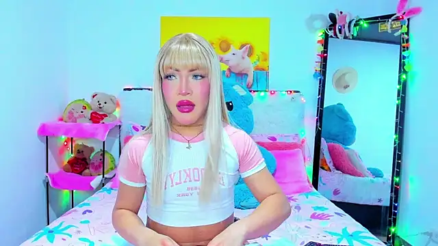 Snapshot of Candy_Candy__ chatting on October 17, 2025, 12:36 am Candy Candy online show from October 17, 2025, 12:36 am