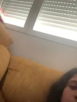 lylyacachonda online show from July 13, 2026, 3:22 pm