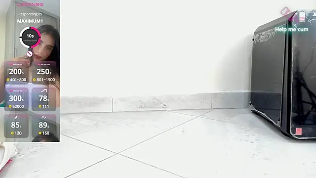 Snapshot of Swoni_leia chatting on March 4, 2025, 5:11 am Swoni leia online show from March 4, 2025, 5:11 am