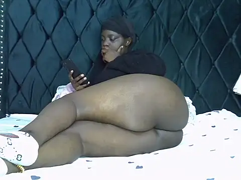 Snapshot of pocupines chatting on January 16, 2026, 6:12 pm pocupines online show from January 16, 2026, 6:12 pm