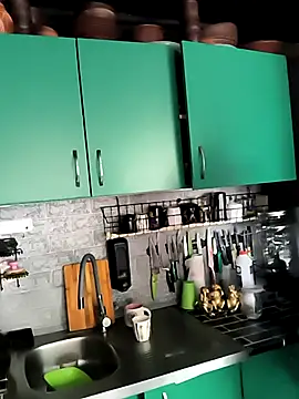 jusichka online show from October 24, 2025, 6:12 am