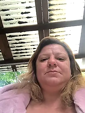 jusichka online show from September 28, 2025, 5:25 am