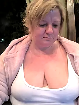 jusichka online show from September 26, 2025, 4:58 pm