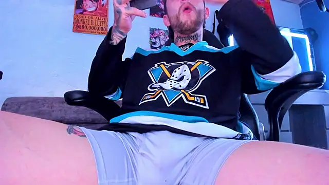 Snapshot of Drako_Lamar chatting on March 4, 2026, 8:38 pm Drako Lamar online show from March 4, 2026, 8:38 pm