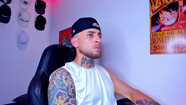 Snapshot of Drako_Lamar chatting on April 6, 2026, 2:07 am Drako Lamar online show from April 6, 2026, 2:07 am