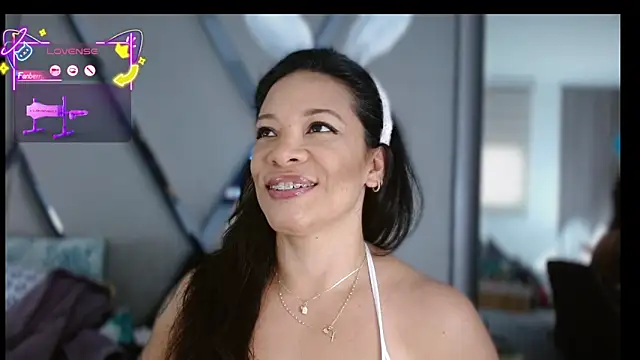 paula daniela1 online show from April 5, 2026, 10:16 pm