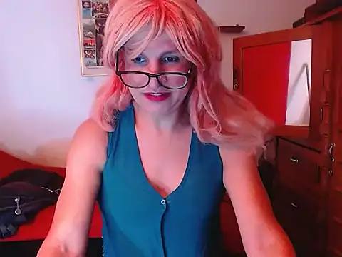 Snapshot of LorenJade chatting on October 5, 2025, 11:39 pm LorenJade online show from October 5, 2025, 11:39 pm