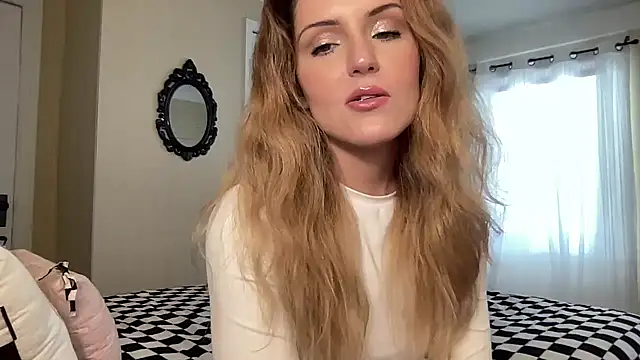 sexylilly69 online show from July 4, 2026, 9:08 pm