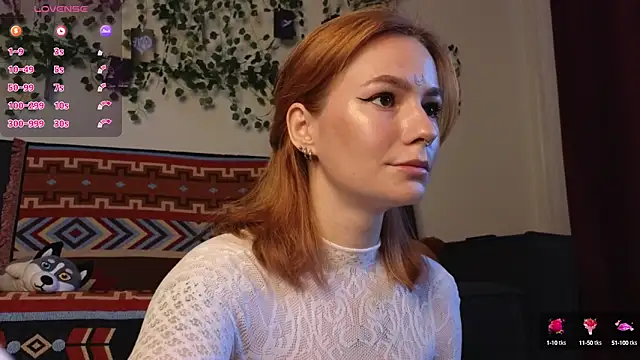 Snapshot of girl_with_snaketatto0 chatting on September 9, 2025, 2:21 am girl with snaketatto0 online show from September 9, 2025, 2:21 am