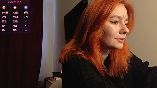 Snapshot of girl_with_snaketatto0 chatting on October 17, 2025, 5:00 am girl with snaketatto0 online show from October 17, 2025, 5:00 am