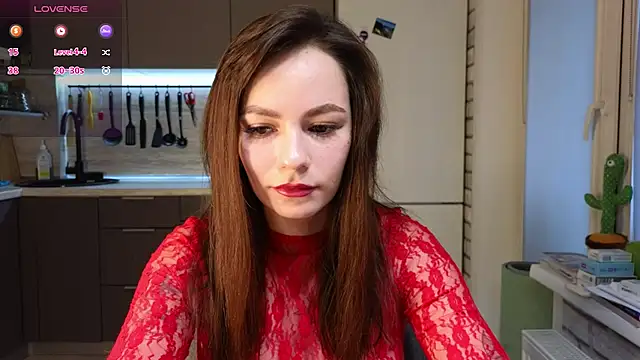 Snapshot of girl_with_snaketatto0 chatting on March 21, 2025, 4:17 am girl with snaketatto0 online show from March 21, 2025, 4:17 am