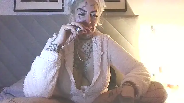 Snapshot of Jeanny_Bln chatting on December 1, 2024, 6:57 pm Jeanny Bln online show from December 1, 2024, 6:57 pm