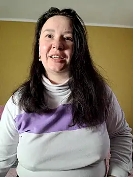 AlexaLexie online show from November 3, 2025, 6:29 am