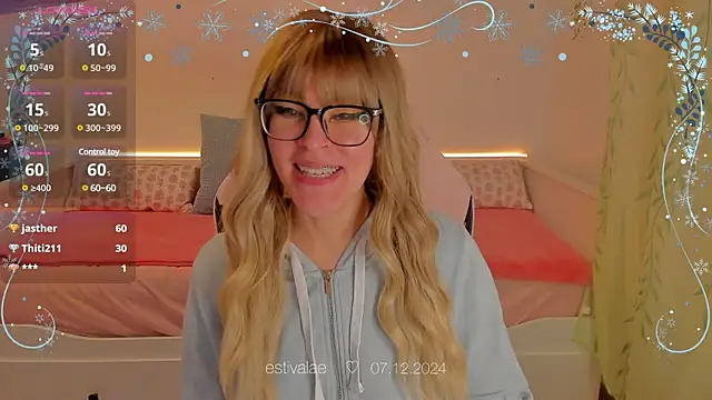 Snapshot of estivalae chatting on December 7, 2024, 2:19 pm estivalae online show from December 7, 2024, 2:19 pm