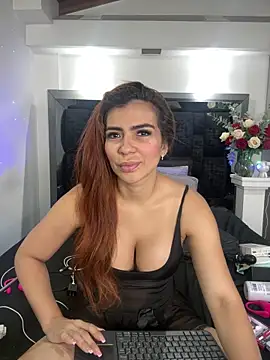 Snapshot of Arianna_Jones1 chatting on April 22, 2026, 12:06 am Arianna Jones1 online show from April 22, 2026, 12:06 am