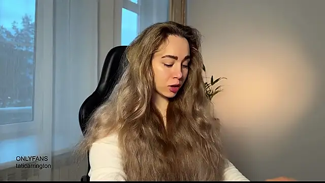 Snapshot of hotexclusive_ chatting on November 16, 2025, 4:39 am hotexclusive online show from November 16, 2025, 4:39 am