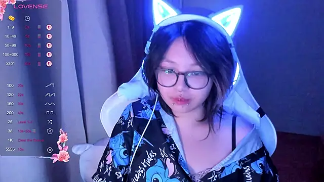 maydaykimmy online show from December 18, 2025, 8:45 pm