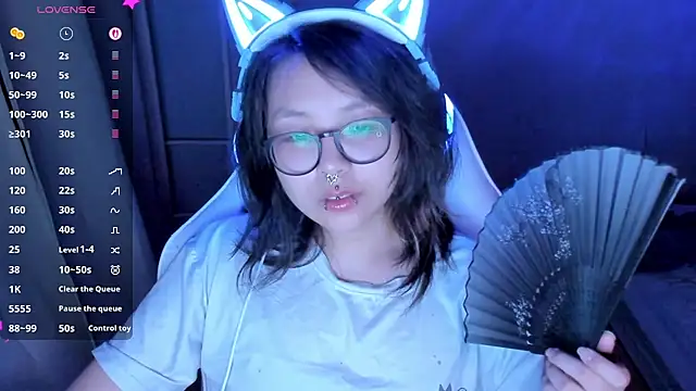 maydaykimmy online show from July 21, 2026, 8:21 pm
