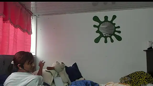 Snapshot of Laflaka22 chatting on November 11, 2025, 4:46 pm Laflaka22 online show from November 11, 2025, 4:46 pm